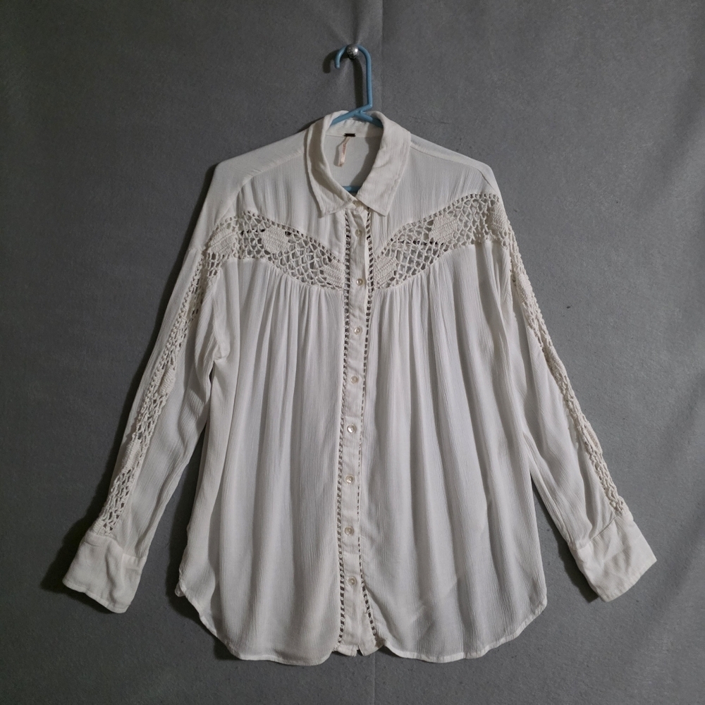 Free People Katie Bird Button Up Crochet Blouse Ivory OB800736 Size Medium